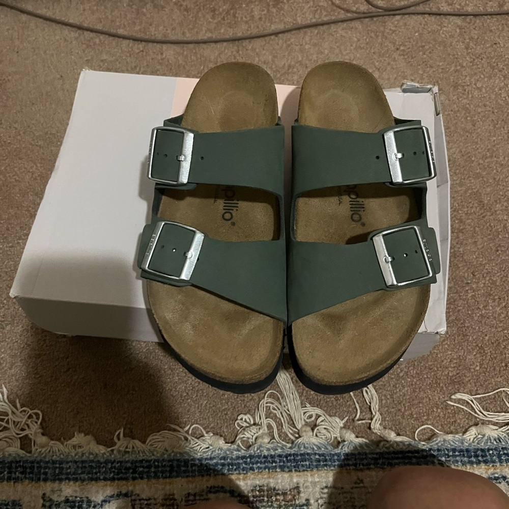Birkenstock Black Platform Sandals 🔥🔥🔥